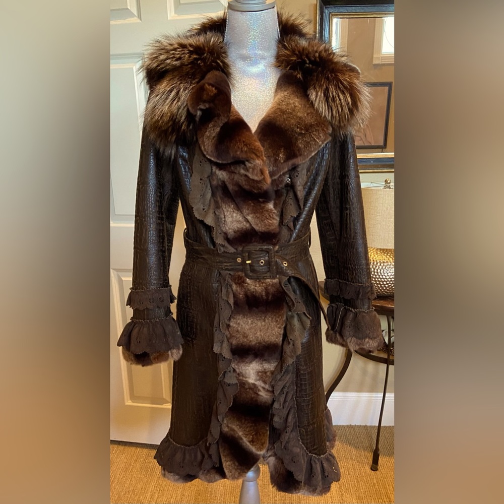 Calzaiuoli Leather Factory Coat. USA size 6. Fox and Rabbit Fur details.